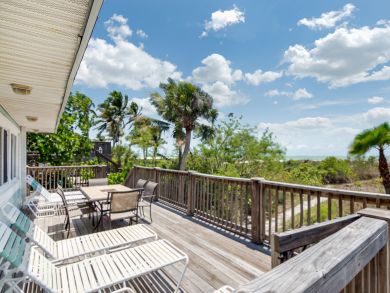 Fort Myers 3 Bedroom Vacation Duplex Rental with Pool